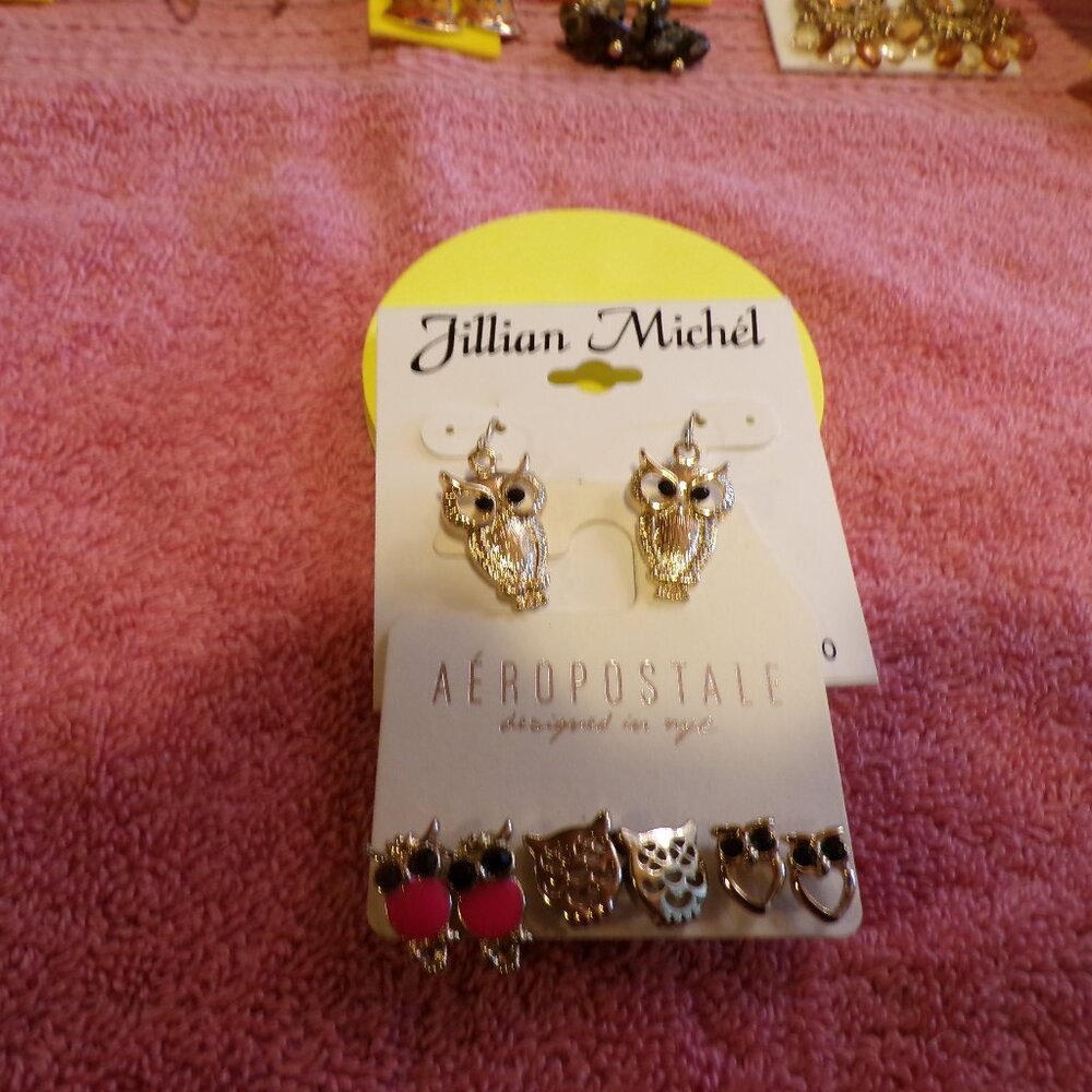 Goldtone Owl earrings